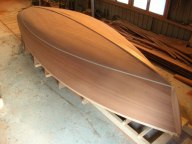 The strength of the epoxy strip planking, built under vacuum in Marc's workshop, is a guarantee of consistent construction quality and easy future maintenance.
